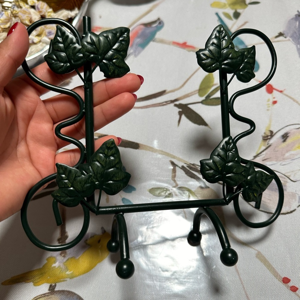 Photo holder $9